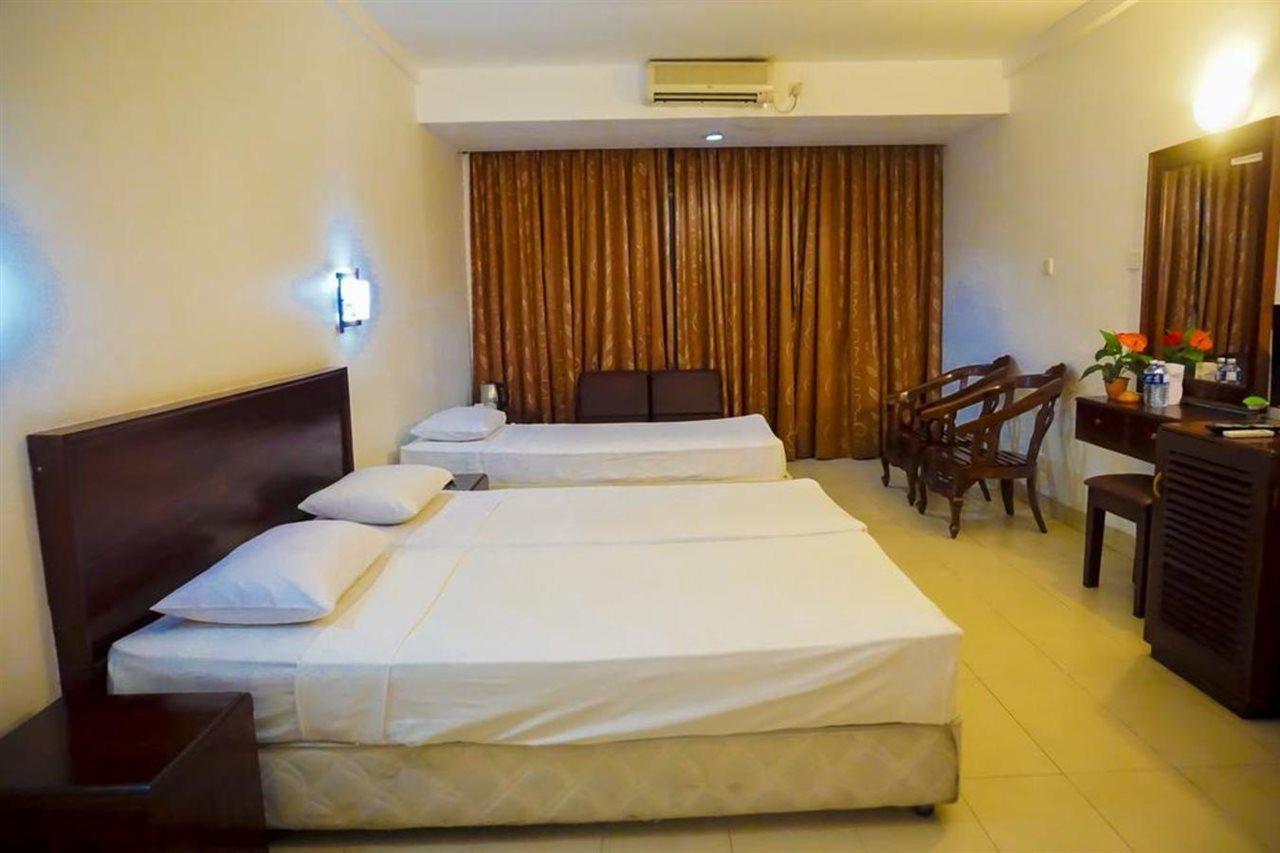 Lavendish Beach Resort Unawatuna Buitenkant foto