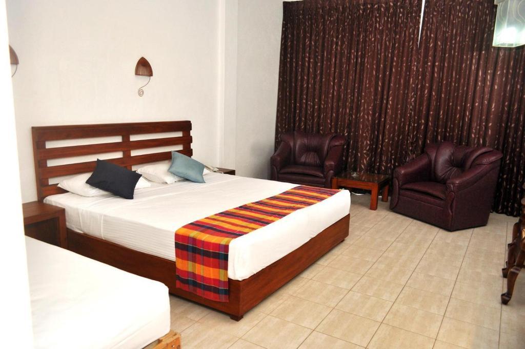 Lavendish Beach Resort Unawatuna Buitenkant foto